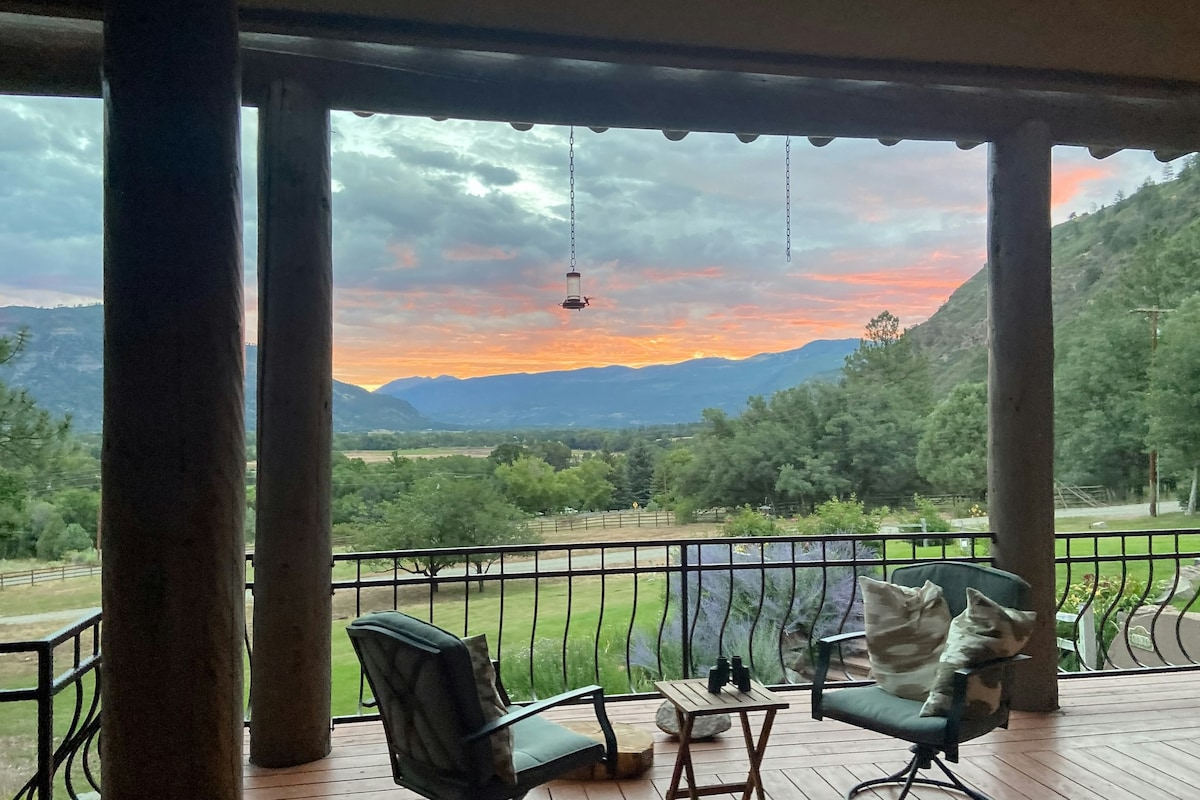 Dog-friendly canyon 3BR with amazing mountain view