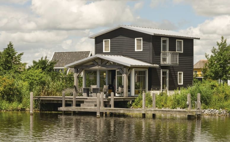 羊角村(Giethoorn)的民宿