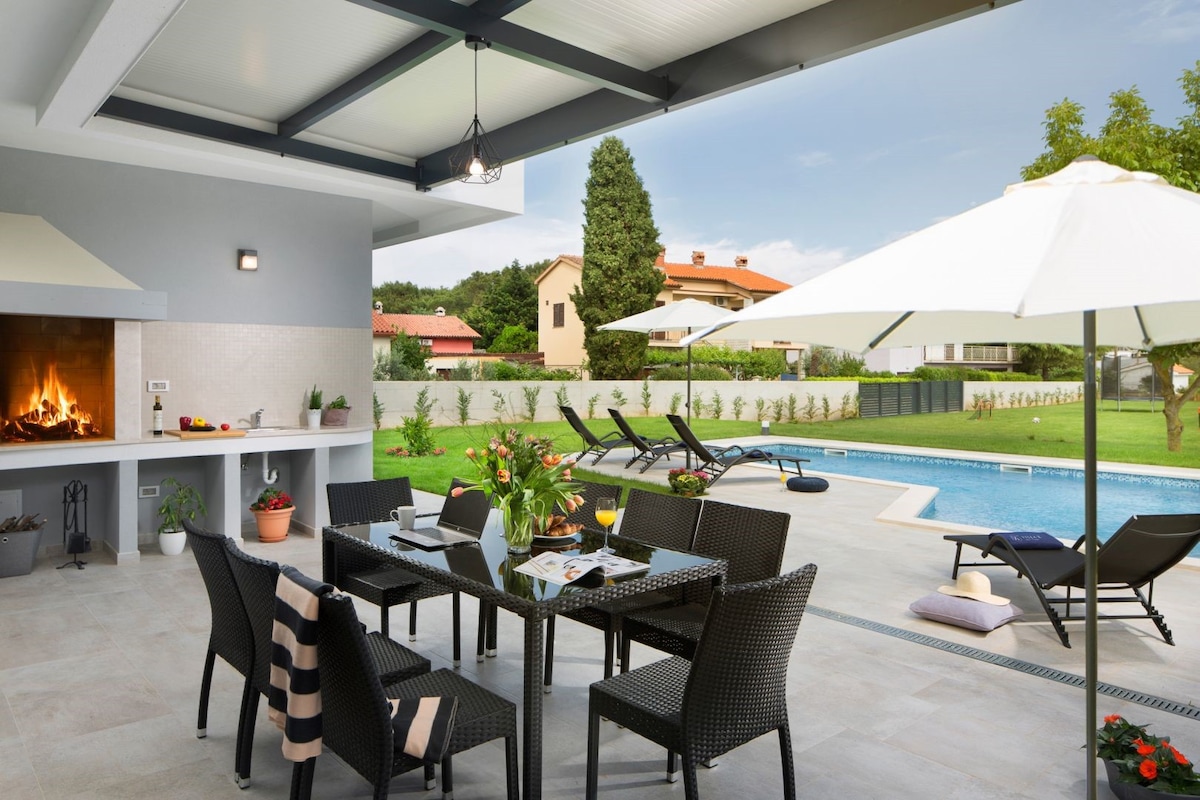 Luxury villa kriya medulin with pool, sauna and gy