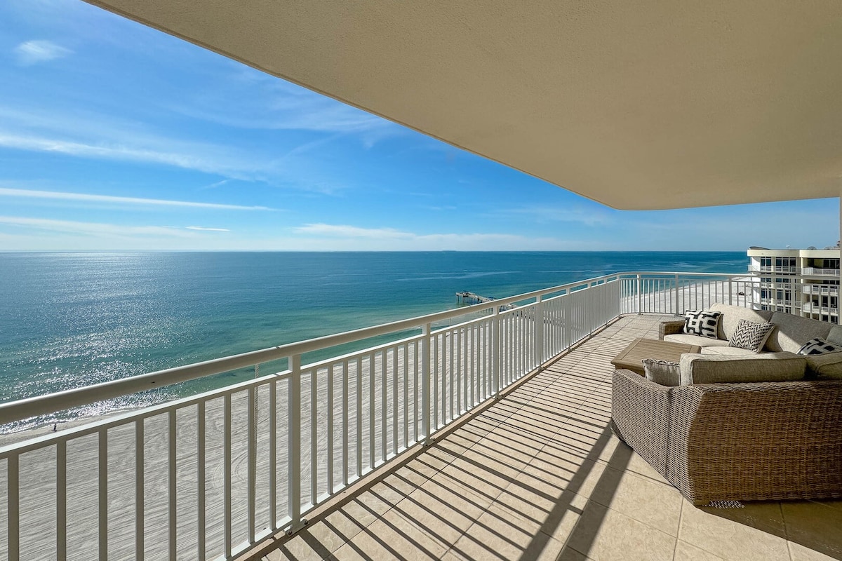 Gulf Front Penthouse | AQ1509 | Beach Getaways