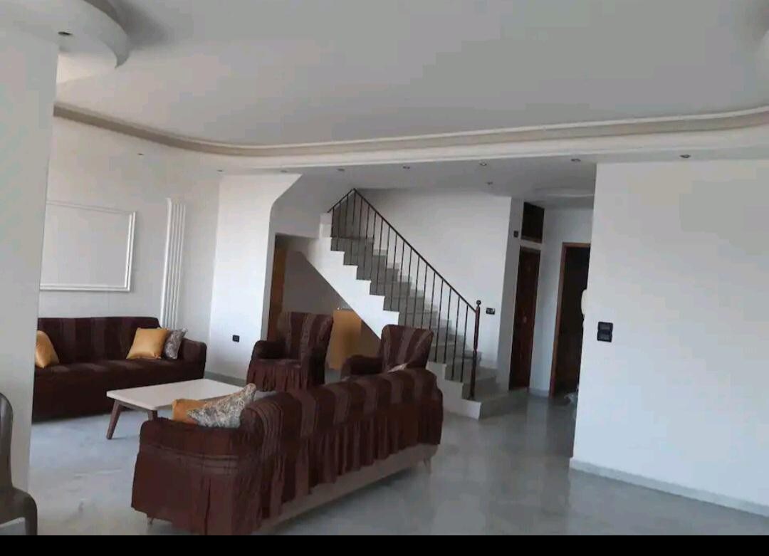 Stunning 4-Bed Apartment in Ain Saadeh