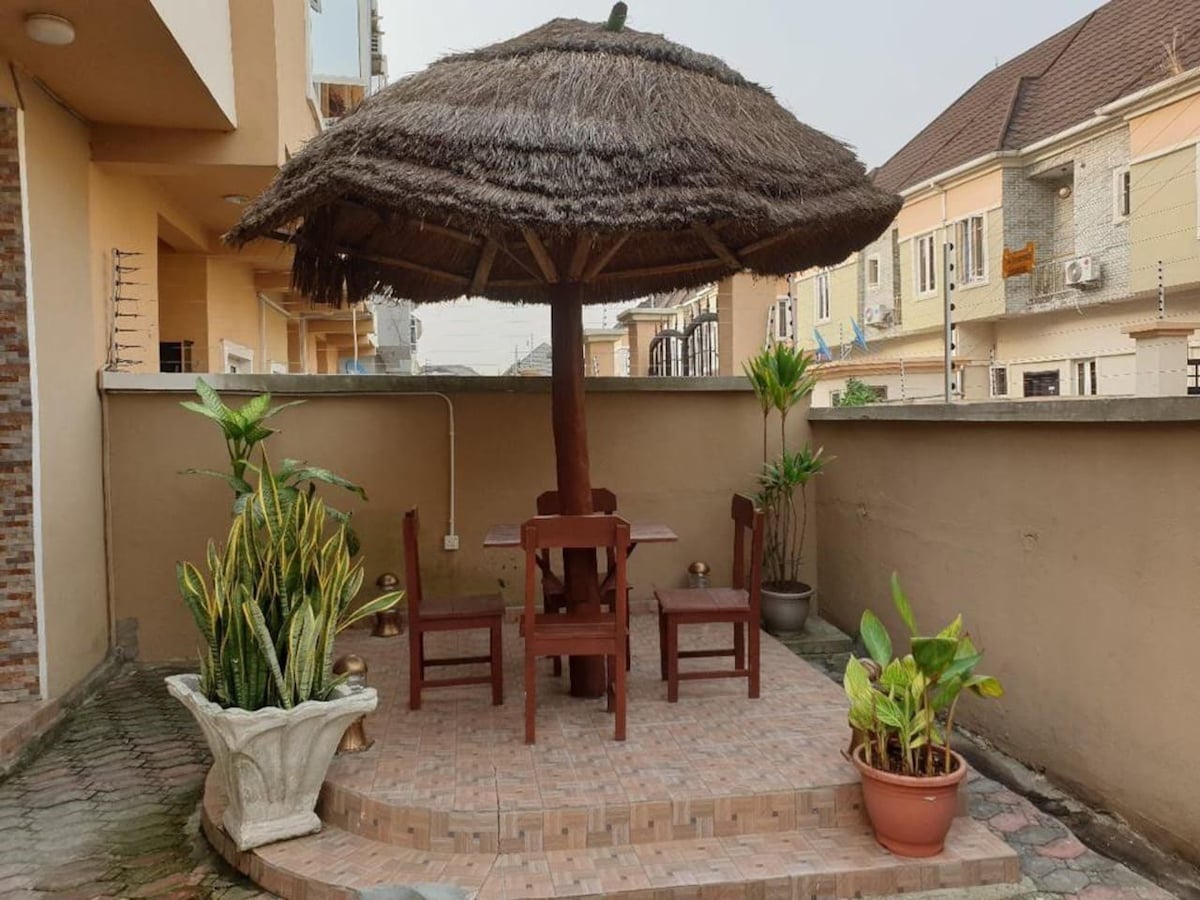 executive 3 bedrooms house in Lagos Nigeria
