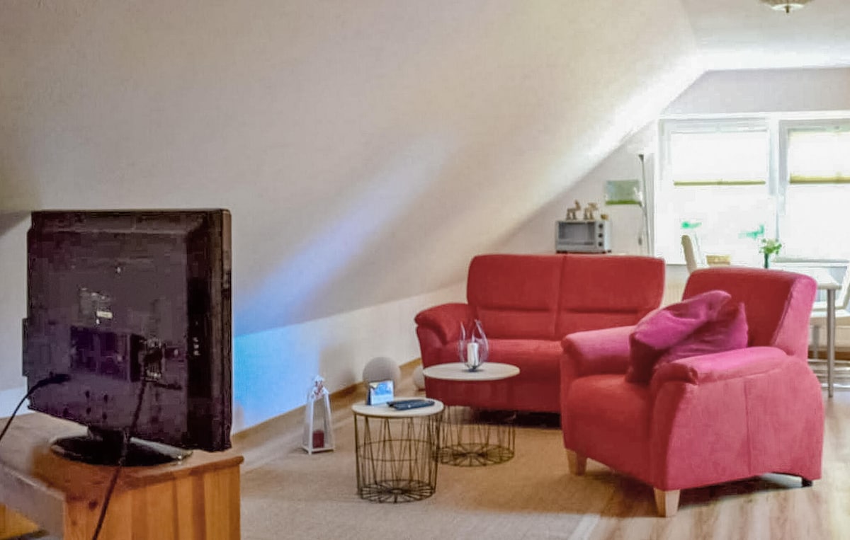 Gorgeous apartment in Schwarzenhof with WiFi