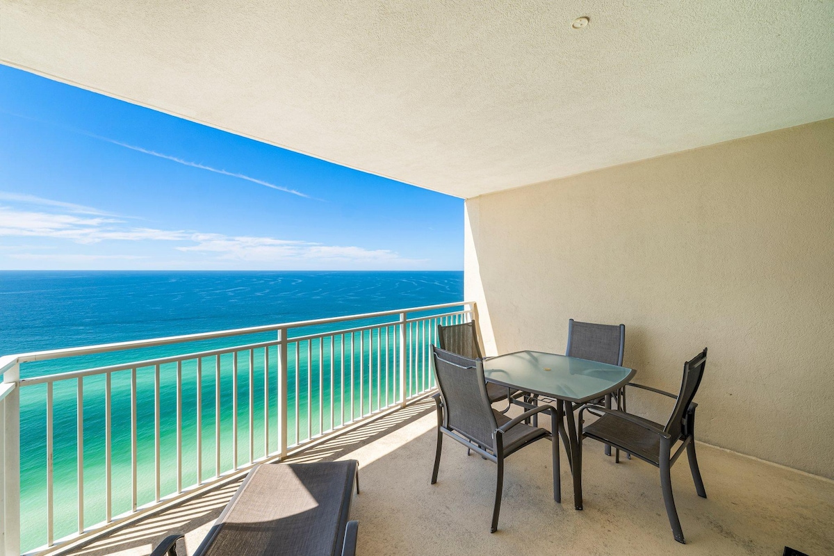 Gulf-Front Penthouse • Beach Chair Service for 2