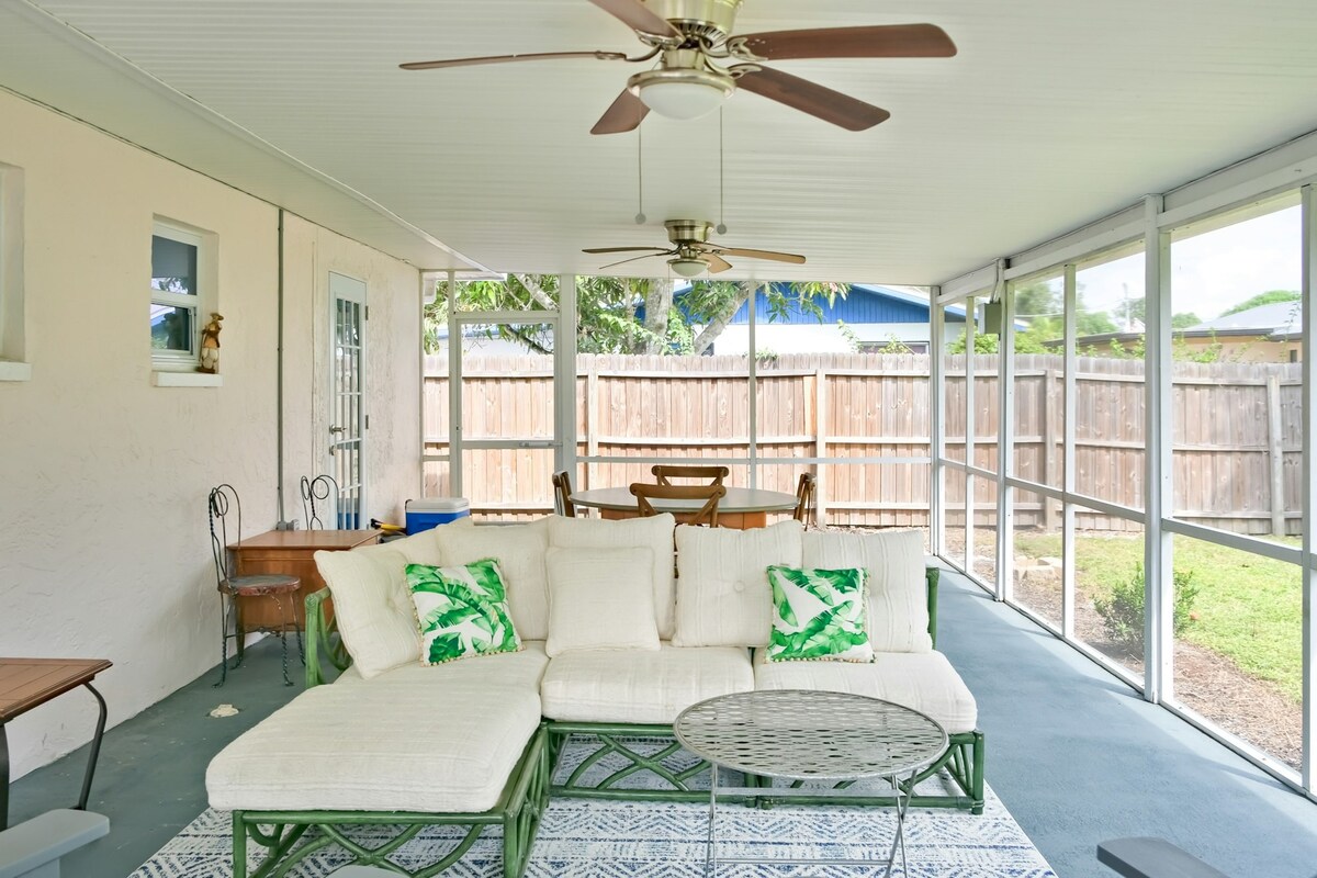 3 BR | Lanai | Patio | Private washer/dryer