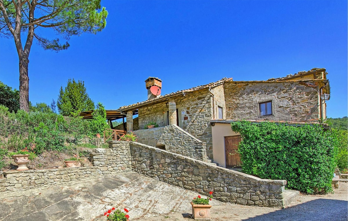 Pet friendly home in Greve in Chianti