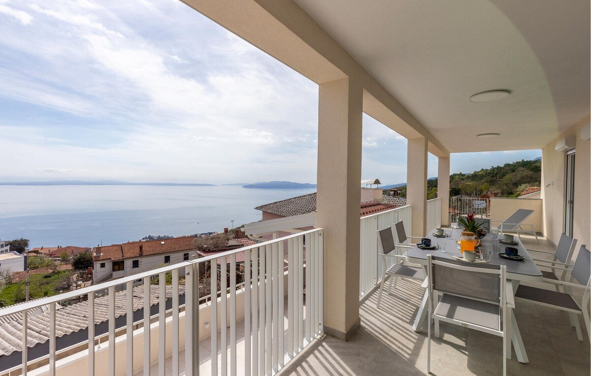Amazing apartment in Bregi with house sea view
