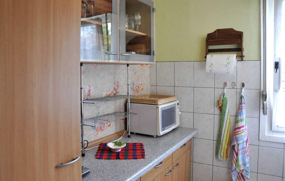 2 bedroom cozy home in Wesenberg