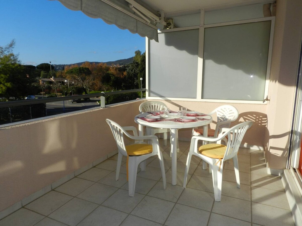 Appartement studio cabine 4 couchages Le Lavandou