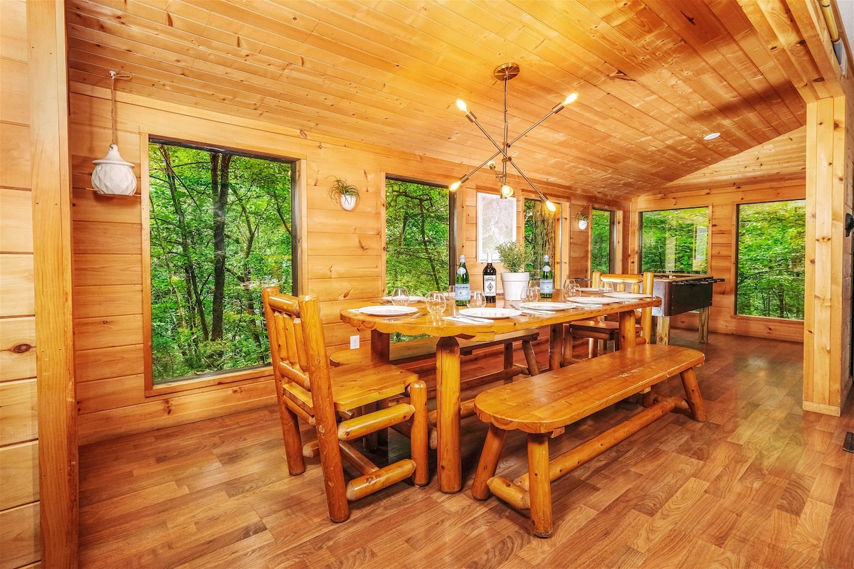 Retreat Near PF | Deck w Hot Tub | Forest Views