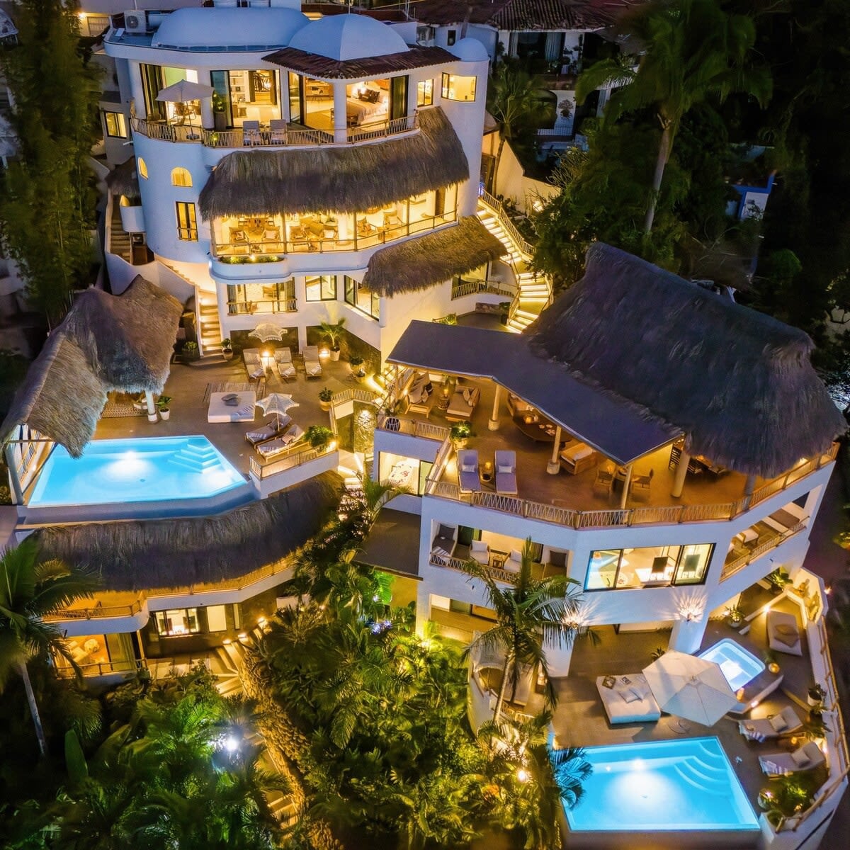 NEW - Amapas Luxury 8-Bedroom Villa