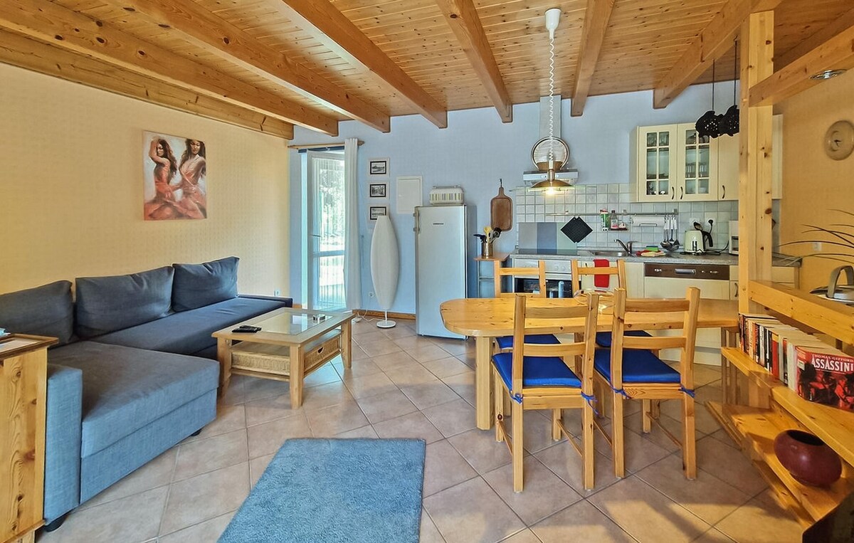 Awesome home in Waren (Müritz) with WiFi