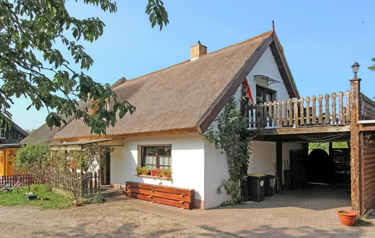 Lovely apartment in Benz/Usedom with WiFi