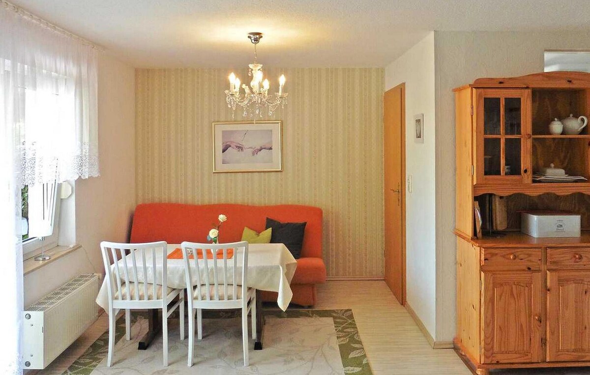 1 bedroom cozy apartment in Rheinsberg OT Dorf Zec