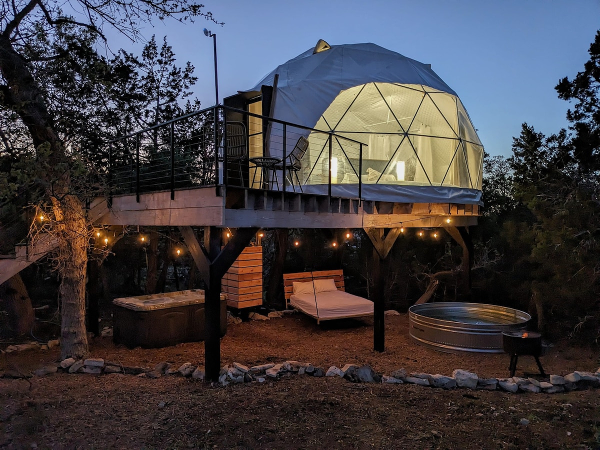 Treehouse Serenity Dome W/Private Hot Tub