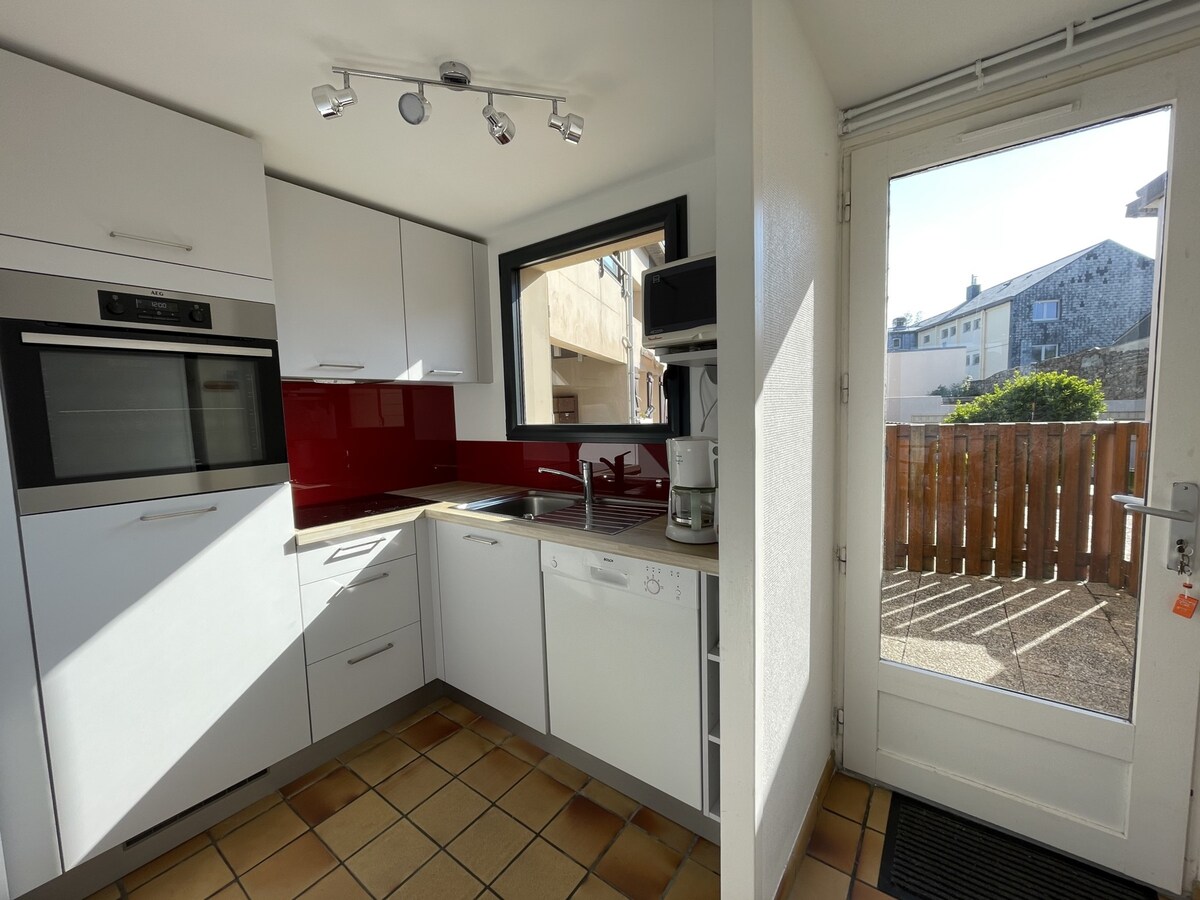 Apartment Saint-Pair-sur-Mer, 2 bedrooms, 5 pers.