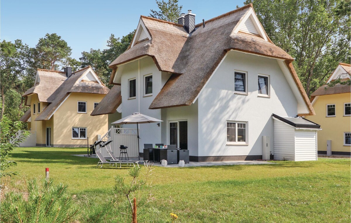 Cozy home in Zirchow/Usedom with kitchen