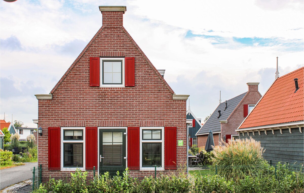 Awesome home in West-Graftdijk with kitchen