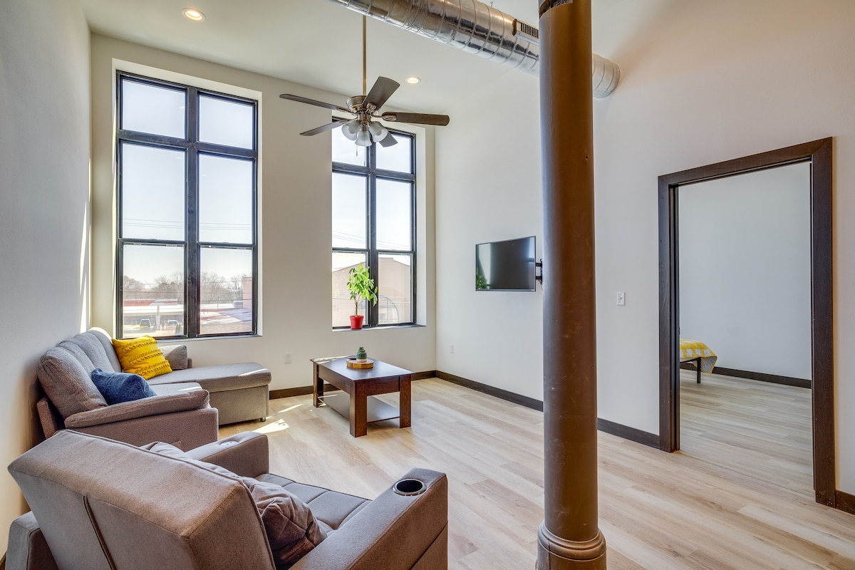 Renovated Loft-Style Apartment in Downtown Cashton