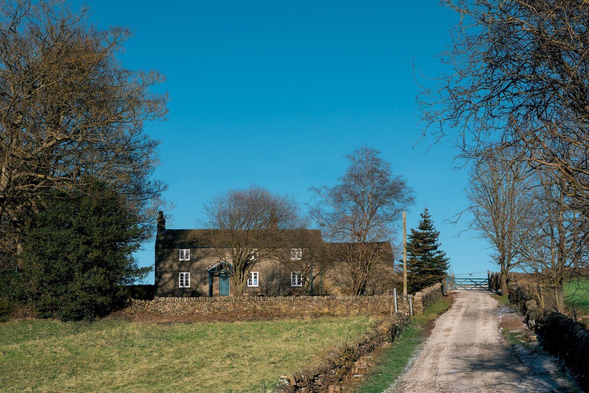 Stonelow Cottage