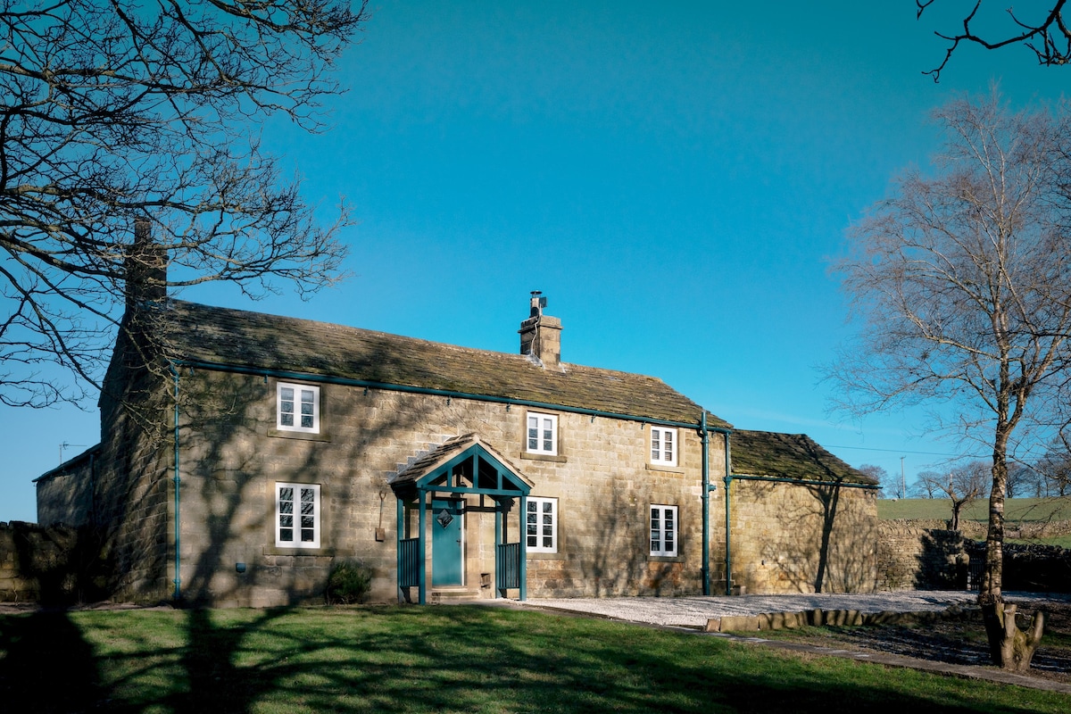 Stonelow Cottage