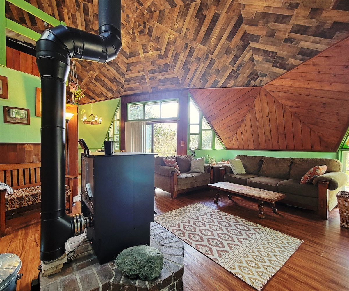 Redwood Dome Retreat