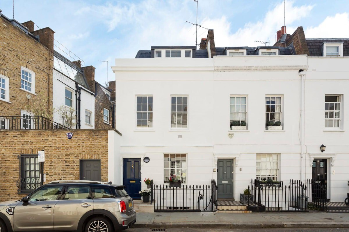 Spacious modern Chelsea 4BD close to Sloane Square