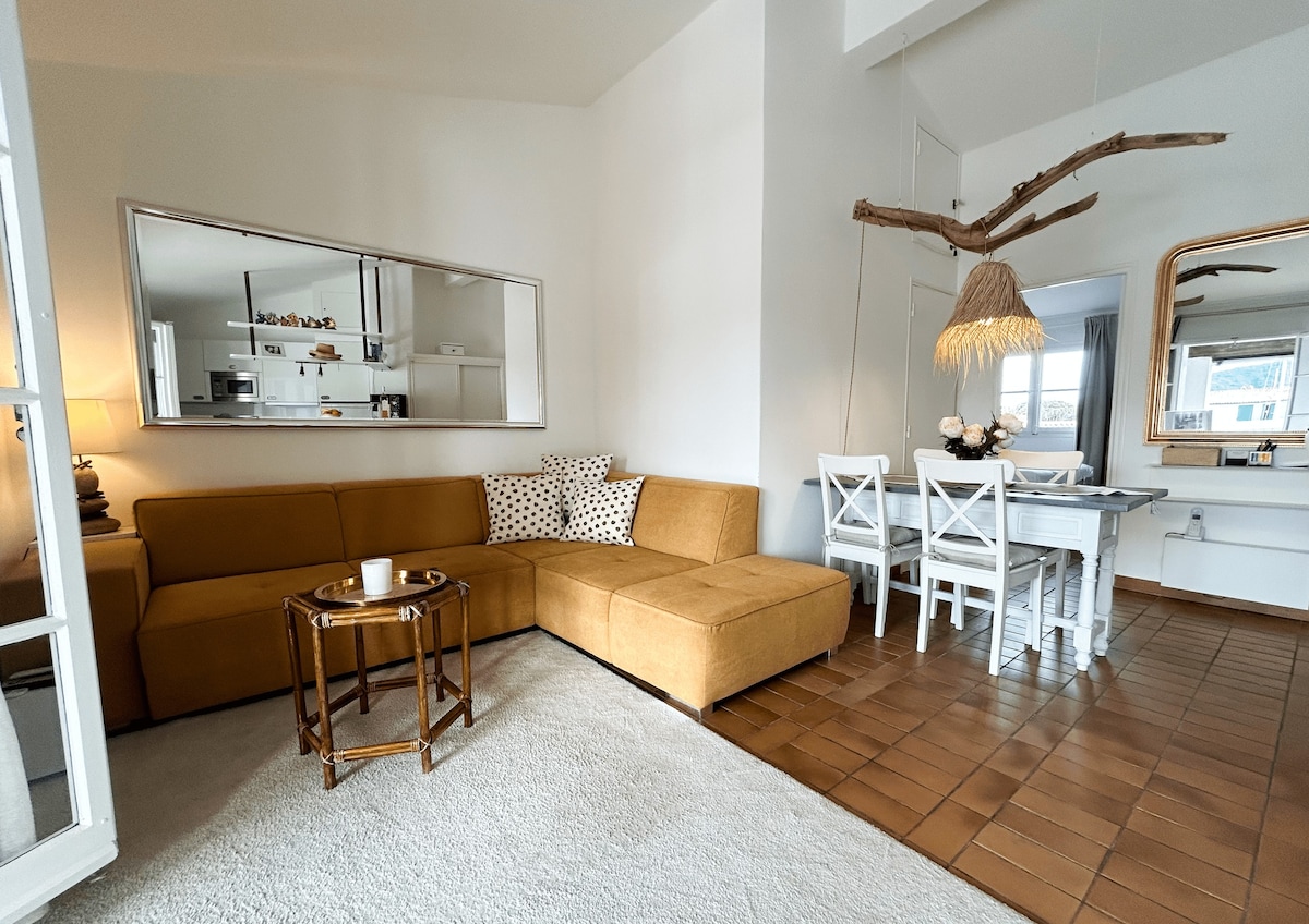 Exceptional Renovated Apartment in Port Grimaud