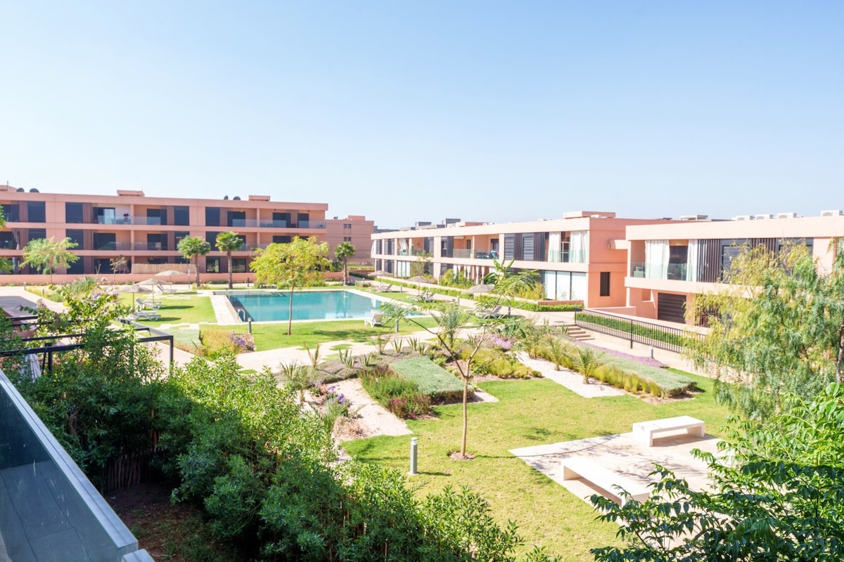 Elegance and Serenity at Noria Golf & Pool-view