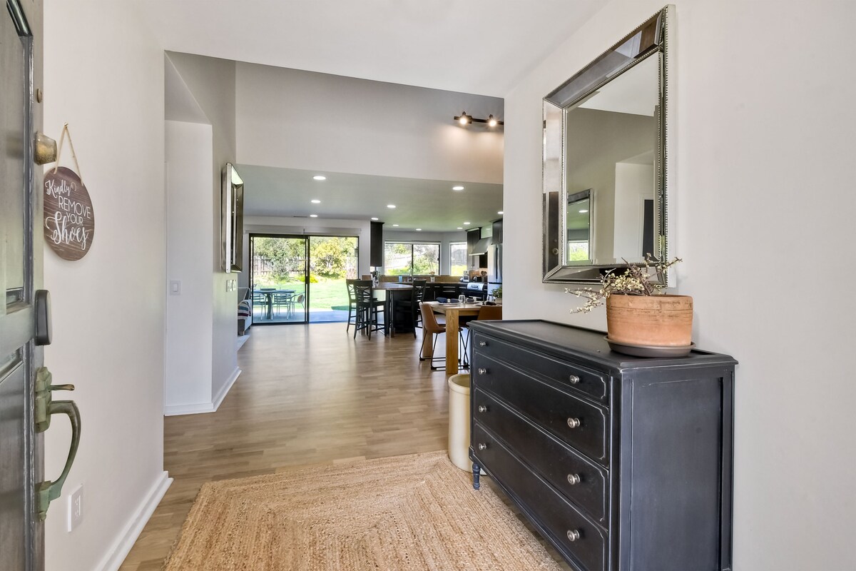 Encinitas Family Retreat – 3 BDR Close to Beach!