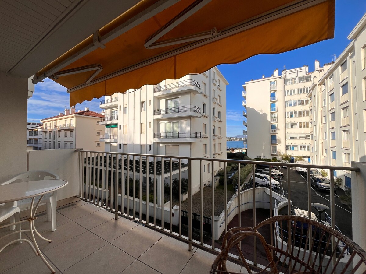 Apartment Saint-Jean-de-Luz, 2 bedrooms, 6 pers.