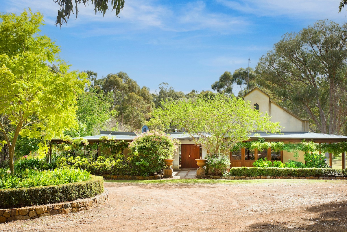 Wisteria Vines Estate