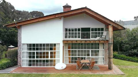 Cabin Aguacate, Natural Getaway, Amazing Amenities