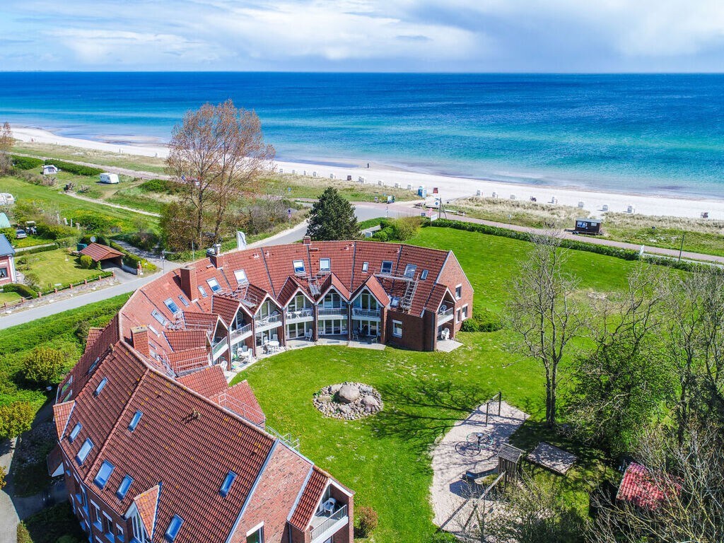 Terrace apartment on the Baltic Sea beach