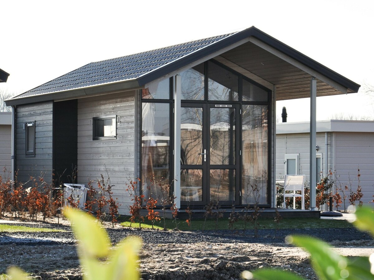 Lodge with terrace, near De Veluwe National Park