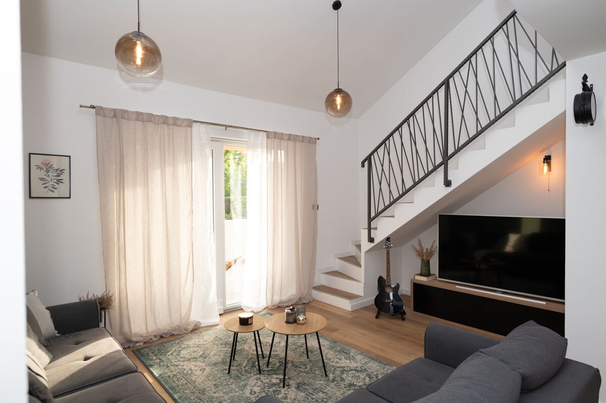 K-22449 Three bedroom house with terrace Skradin,