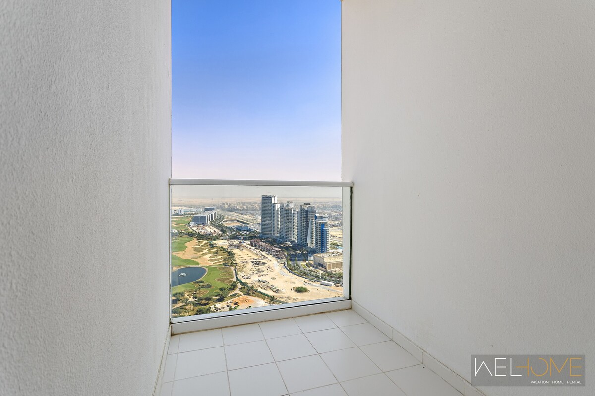 Breathtaking 1BR Apt with Balcony and City View