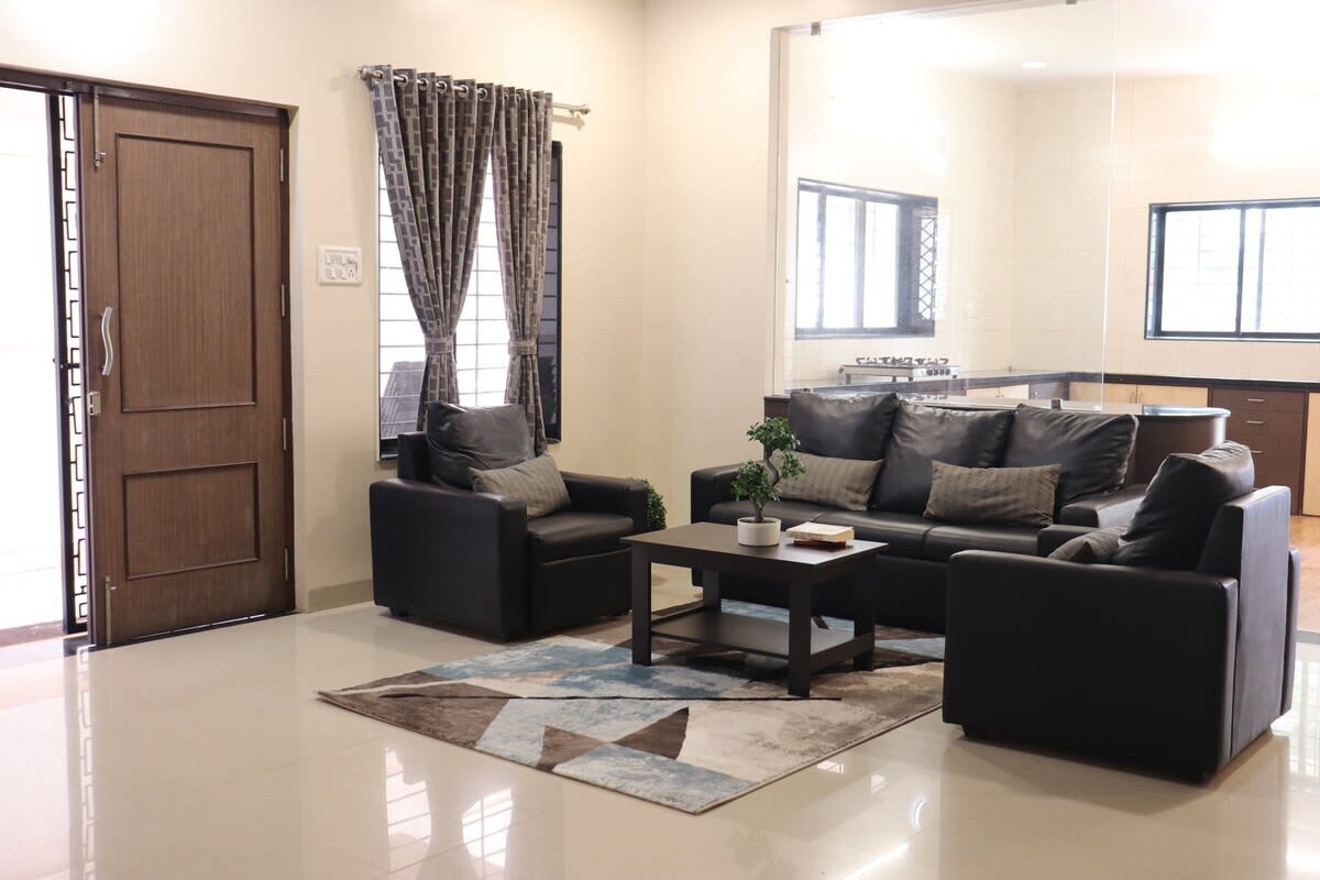 Leisurely Stays Labdhi Bungalow A 4BHK, Lonavala