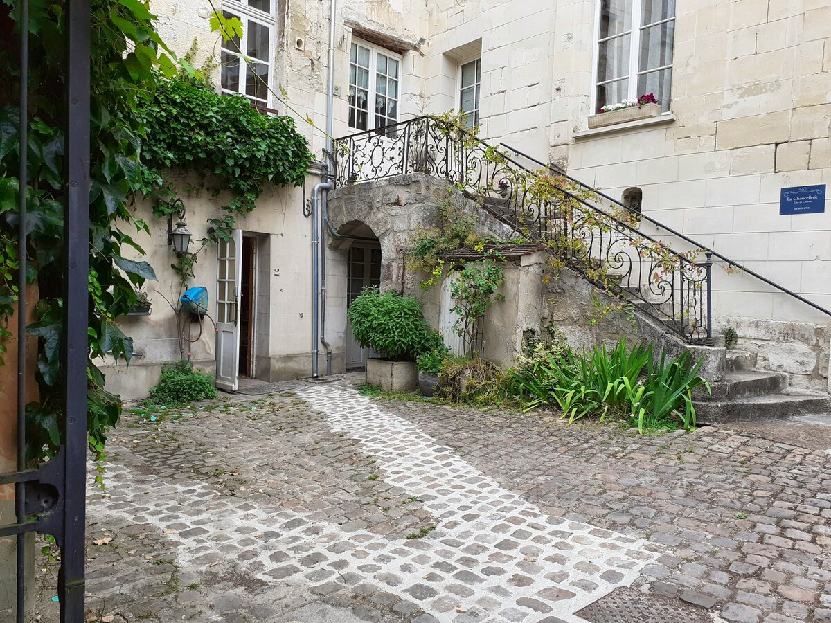 Beautiful studio for 2 ppl. at Château-Thierry