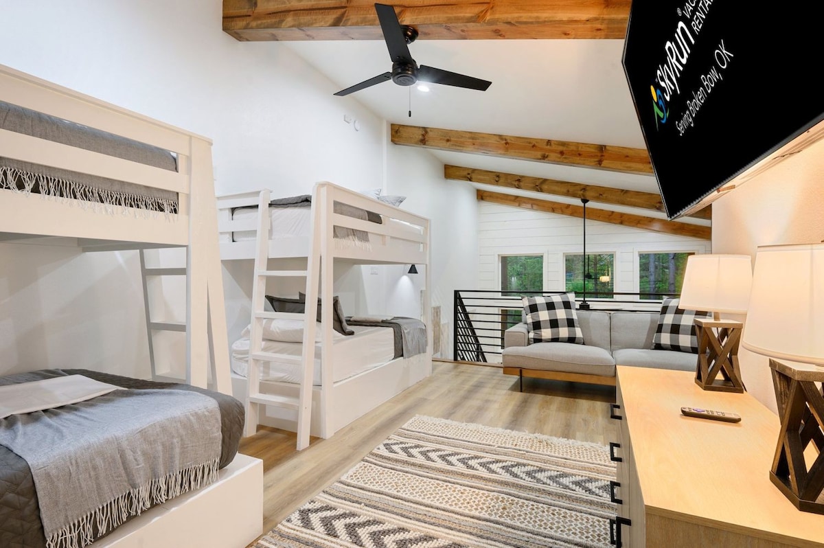 Roomy 1BR+Loft & bunks| sleep 7 *Pet friendly*