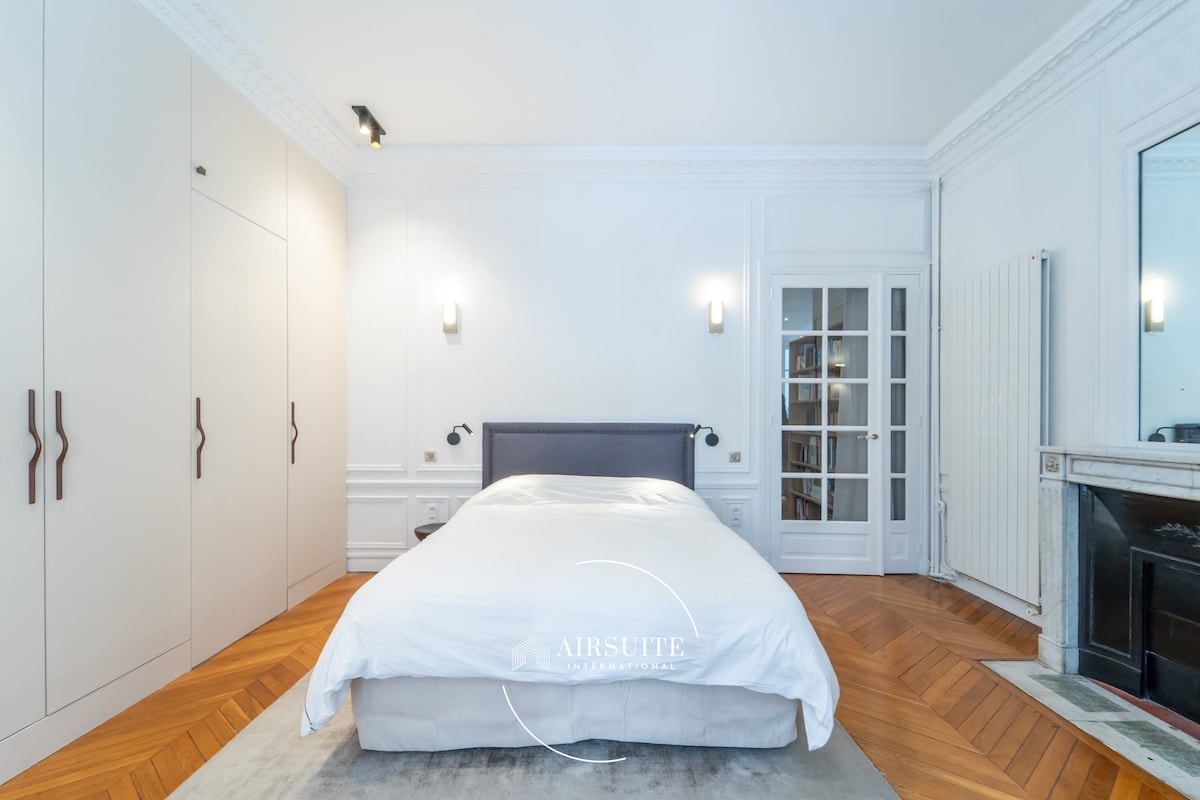 Luxury Haussmann 4BR by Airsuite