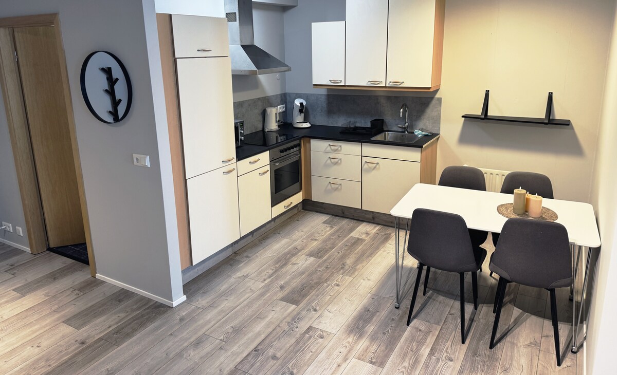 Akureyri Backpackers - Modern Apartment