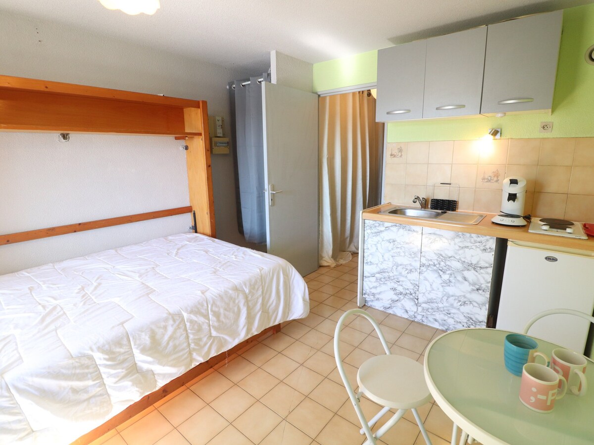 studio confortable pour 4 avec vue sur la marina