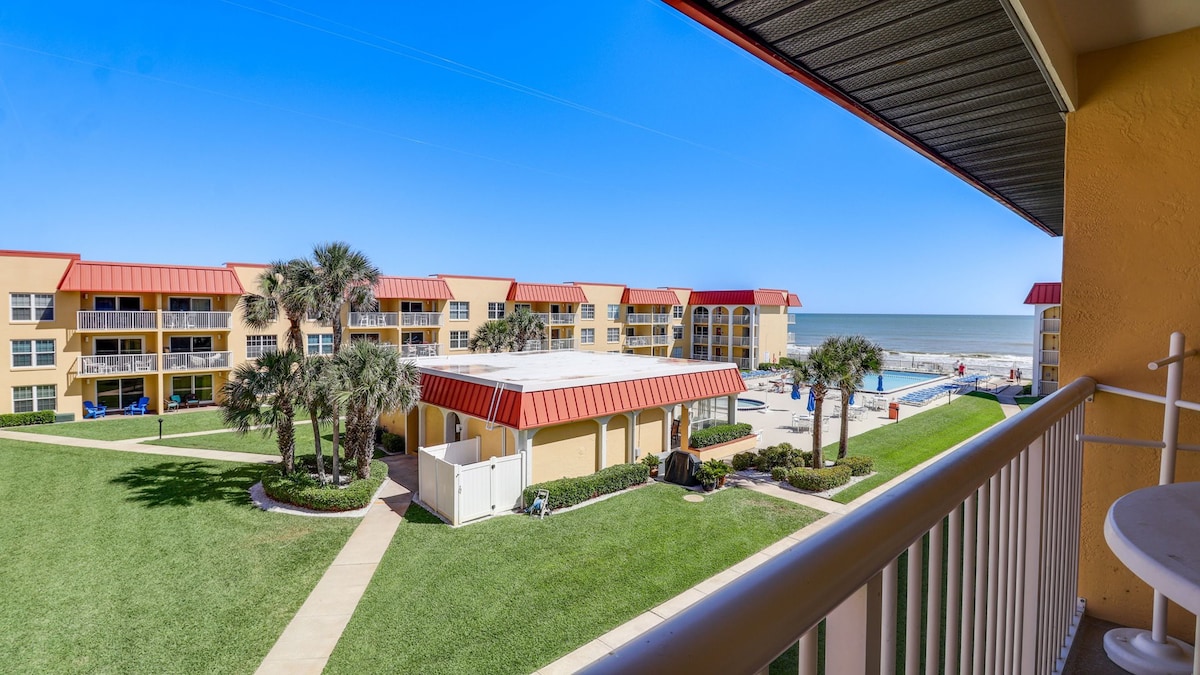 Point East Paradise - Ocean & Pool View