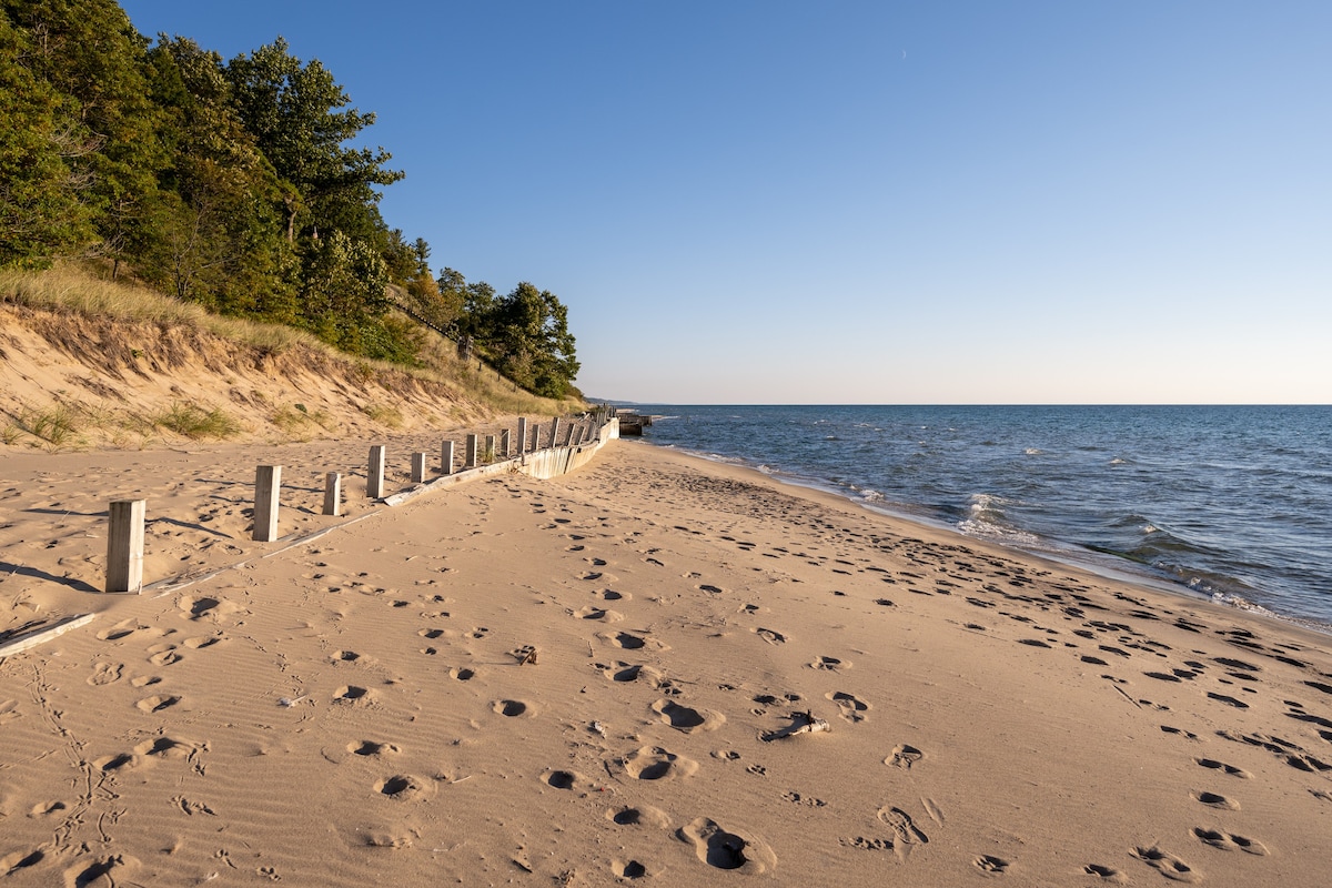 Private Lake Michigan Retreat