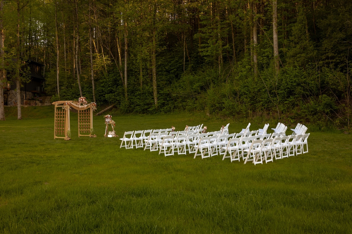 Weddings & events up to 100 guest Near Greenbrier