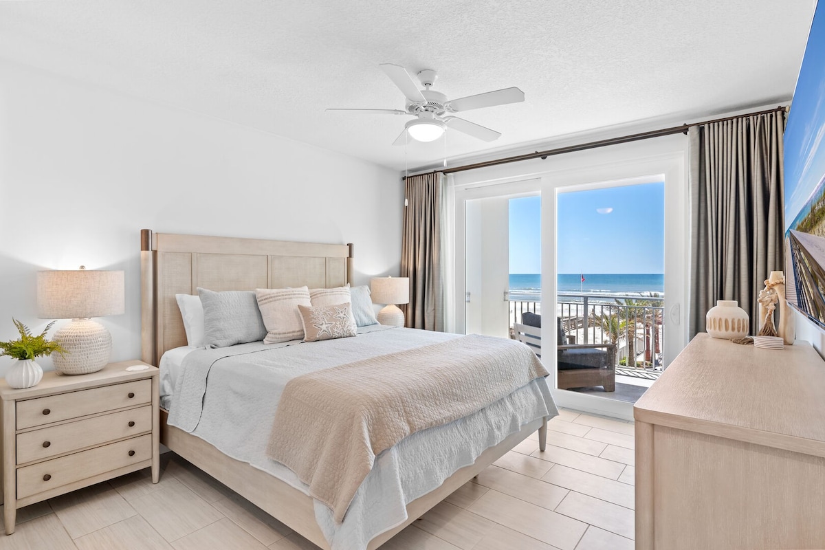 Blu 300 ~ Stunning 4BR w/ Gulf Views ~ Beach Svc