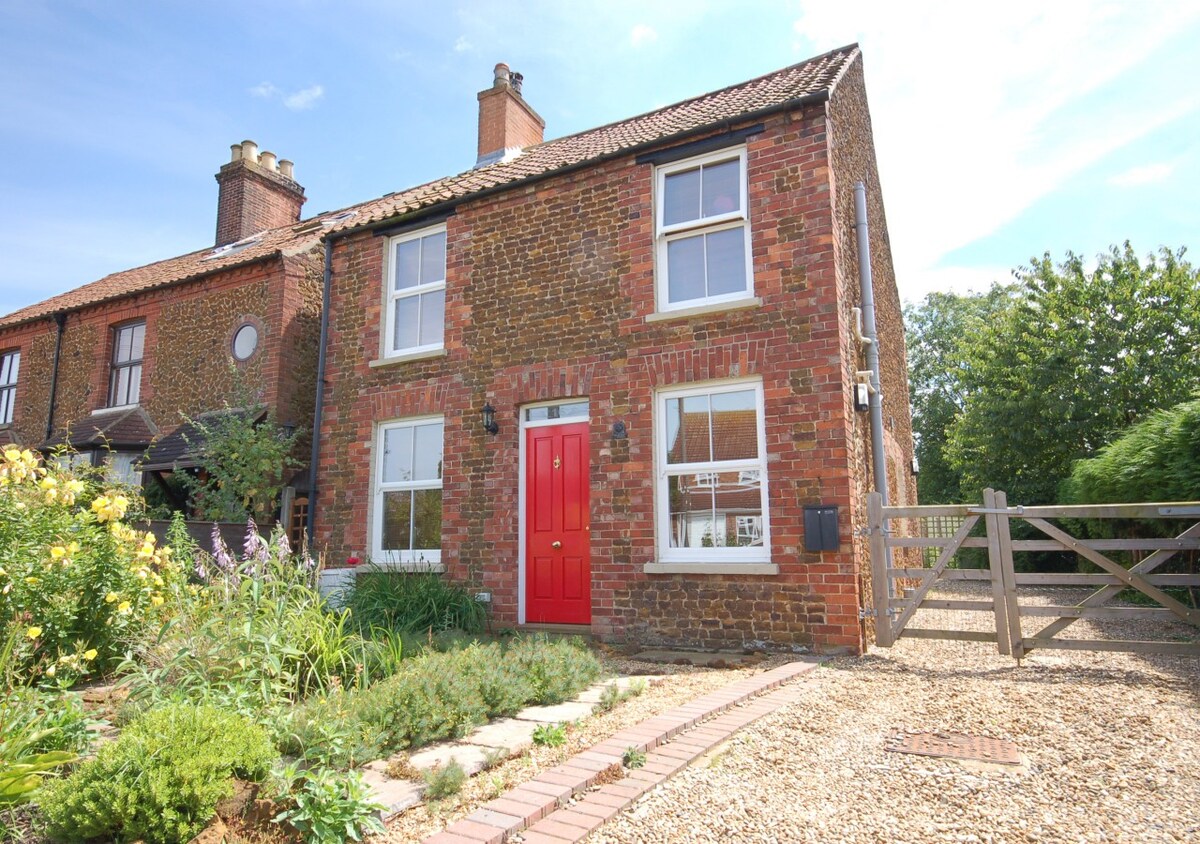 Avocet Cottage