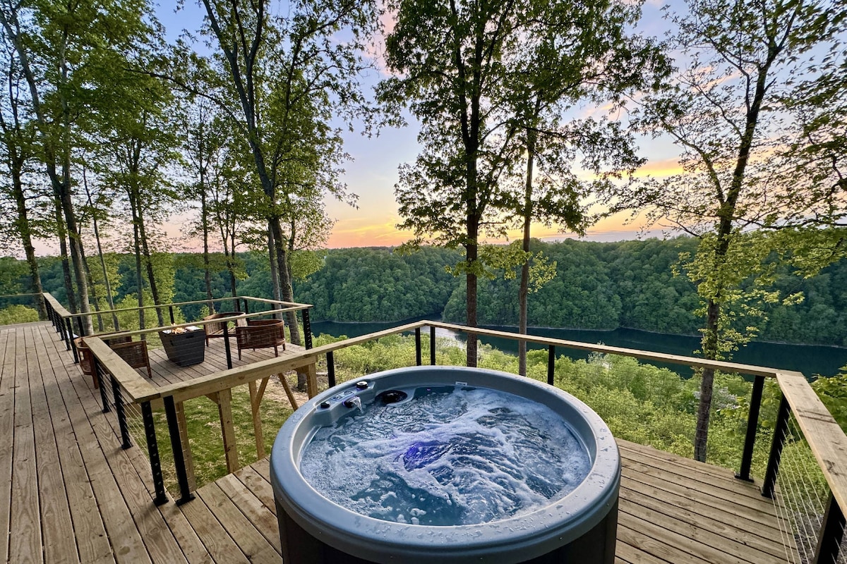 New Home w/ Stunning Lake Views, Hot Tub & Deck