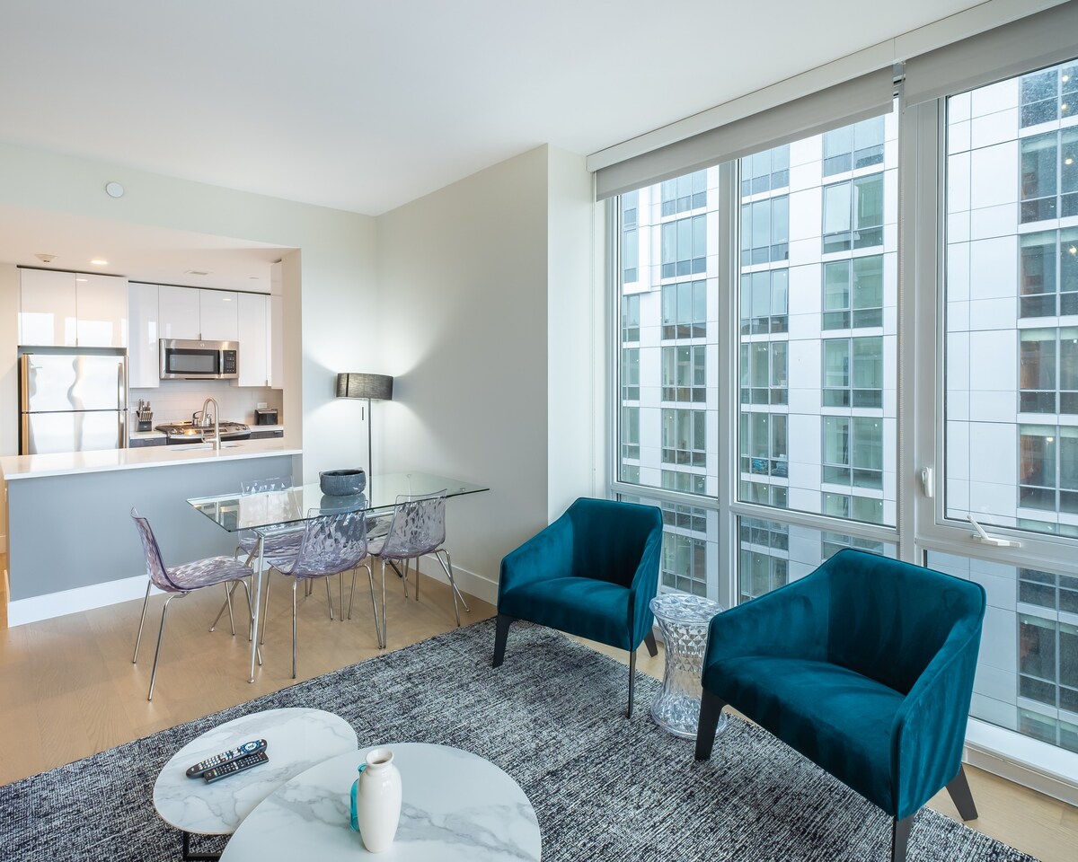 Luxury Two Bedroom at Continuum 55 in White Plains